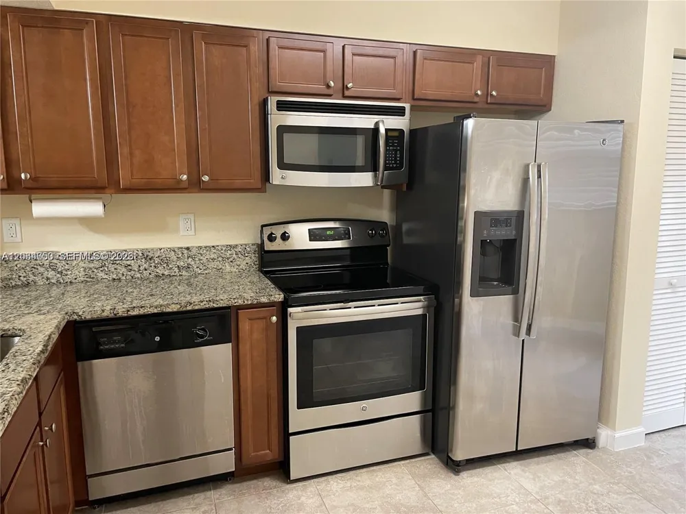22311 SW 88th Pl #203-4 Cutler Bay, FL 33190