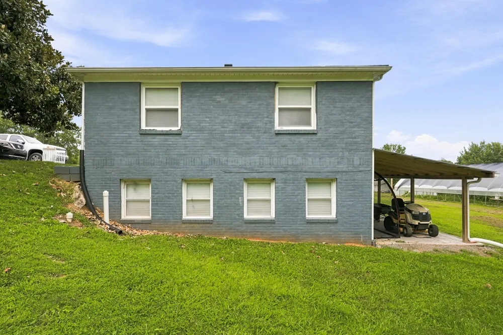 307 Miller St Livingston, TN 38570