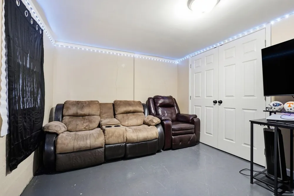 307 Miller St Livingston, TN 38570