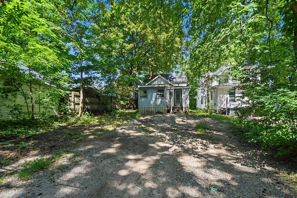 1120 Michigan Avenue St. Joseph, MI 49085