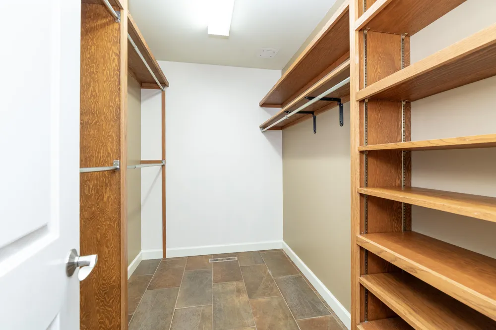 7129 Lakeridge Place Kalamazoo, MI 49009
