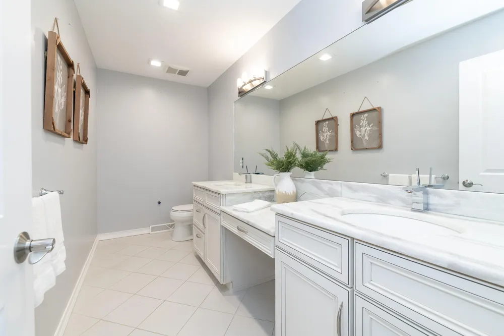 7129 Lakeridge Place Kalamazoo, MI 49009