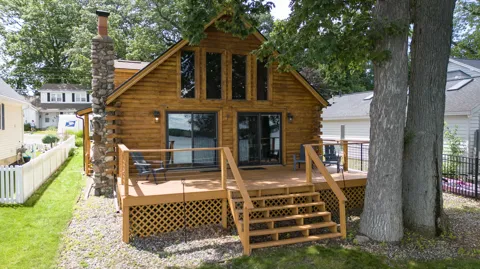 9715 Woodlawn Drive