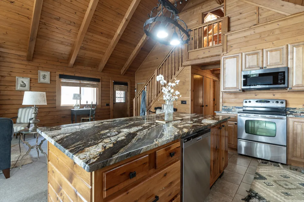 9715 Woodlawn Drive Portage, MI 49002