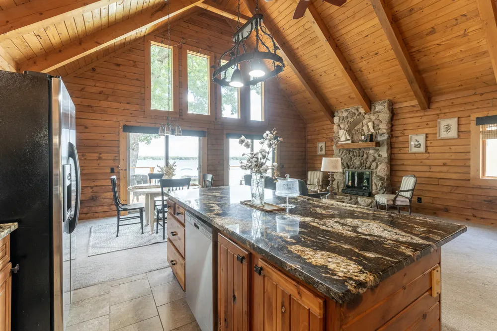 9715 Woodlawn Drive Portage, MI 49002