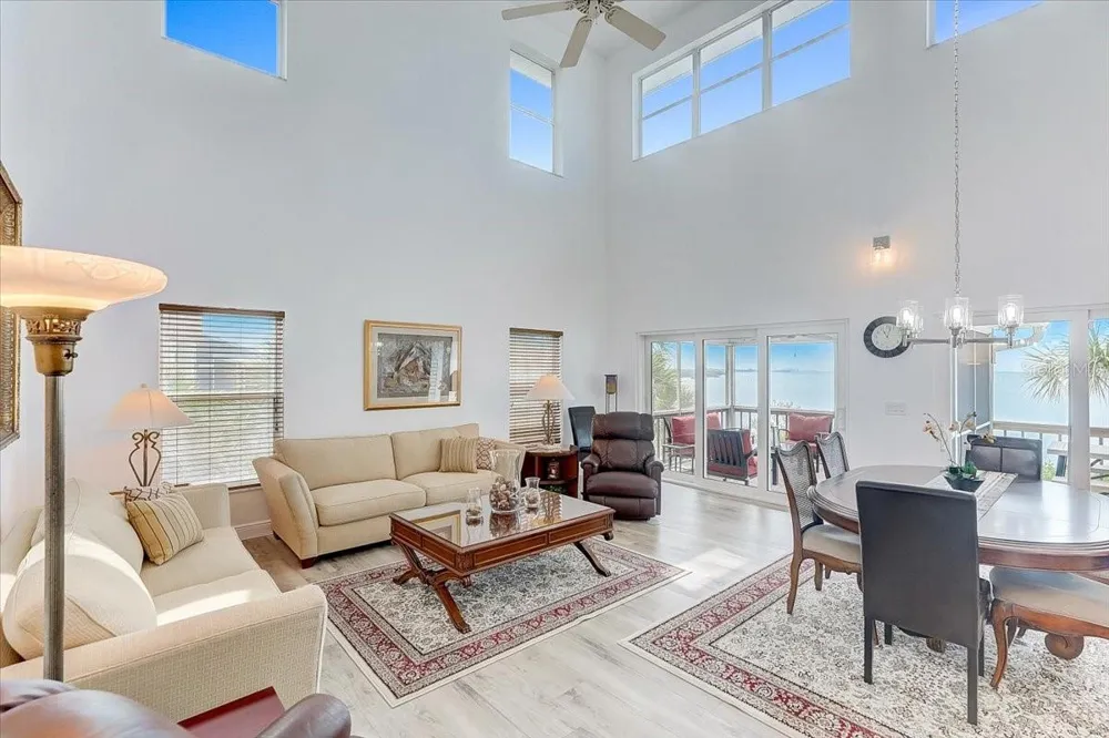 2424 BAY DRIVE #2424/2426 Bradenton, FL 34207