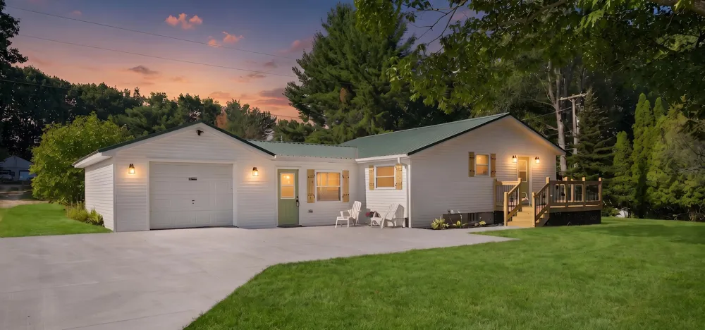 10219 W Sidney Road Greenville, MI 48838