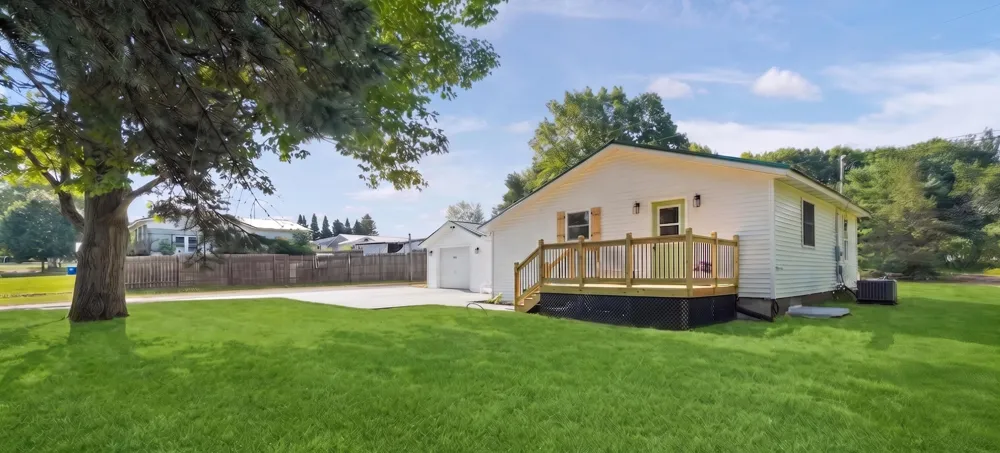 10219 W Sidney Road Greenville, MI 48838