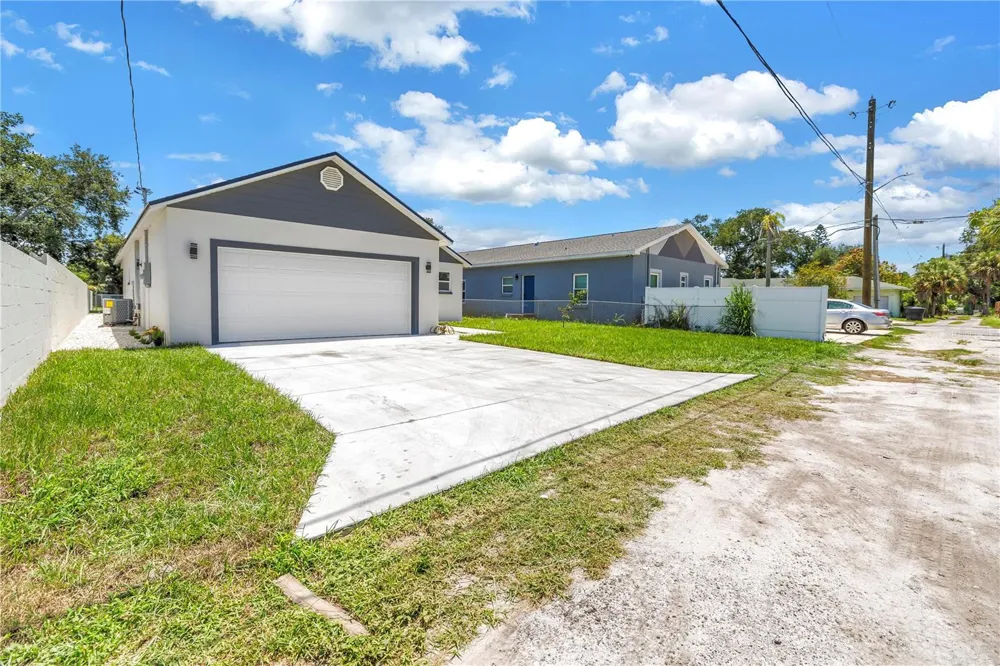 1827 16TH STREET S St Petersburg, FL 33705