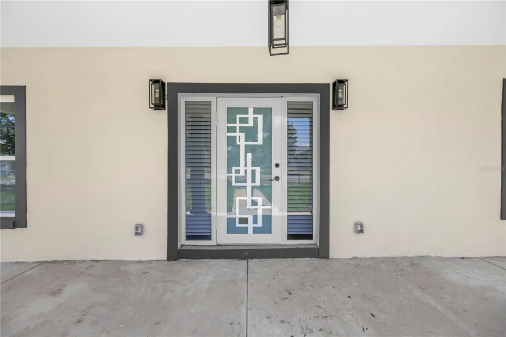 1827 16TH STREET S St Petersburg, FL 33705