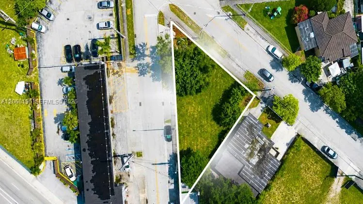 699 E Okeechobee Rd Hialeah, FL 33010
