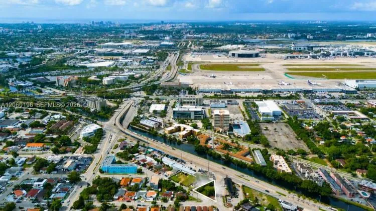 699 E Okeechobee Rd Hialeah, FL 33010