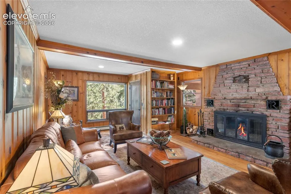 8825 Chipita Park Road Cascade, CO 80809