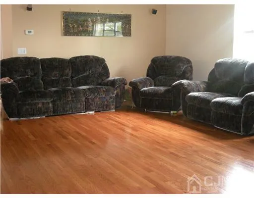316 VENTNOR COURT Piscataway, NJ 08854