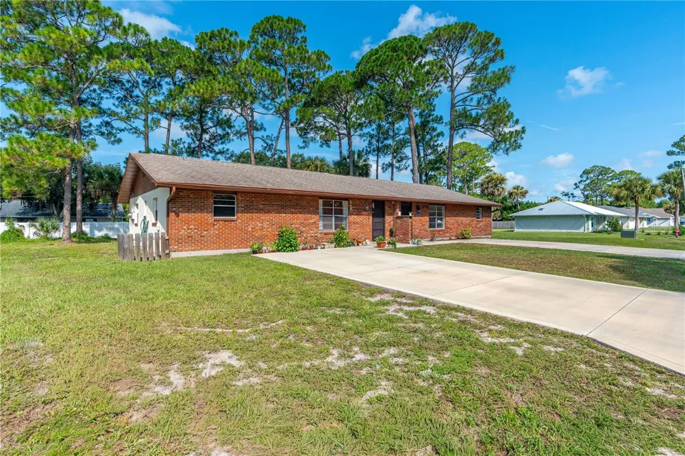2304 INDIA PALM DRIVE Edgewater, FL 32141