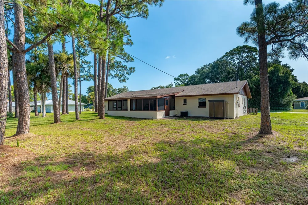 2304 INDIA PALM DRIVE Edgewater, FL 32141