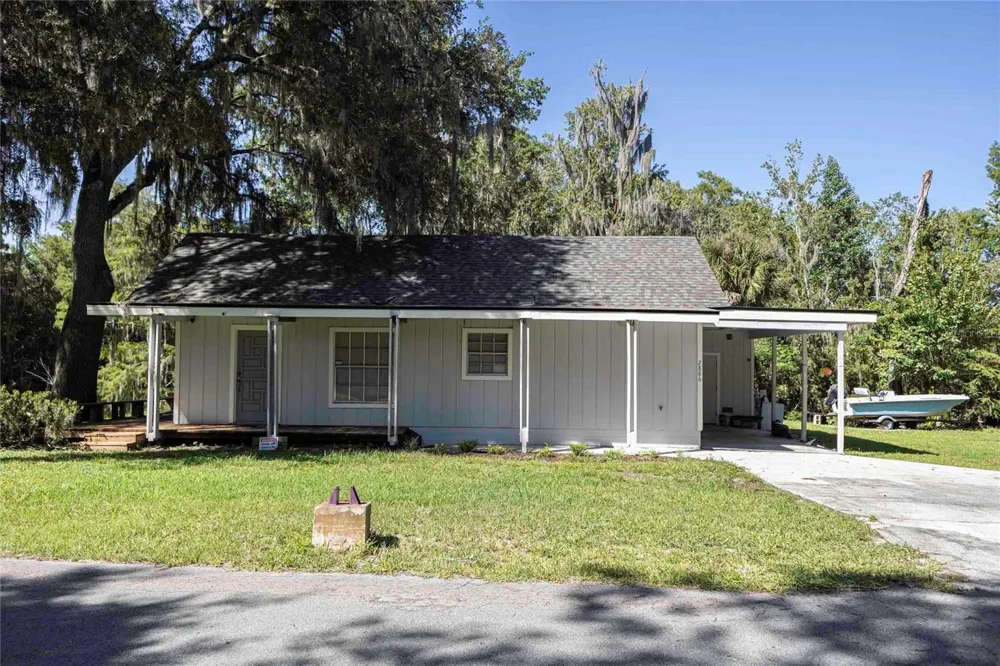 2886 C 470 Lake Panasoffkee, FL 33538