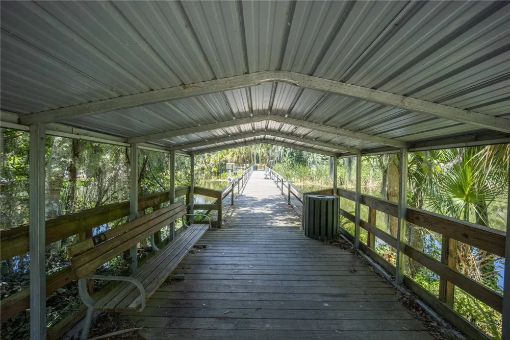 2886 C 470 Lake Panasoffkee, FL 33538