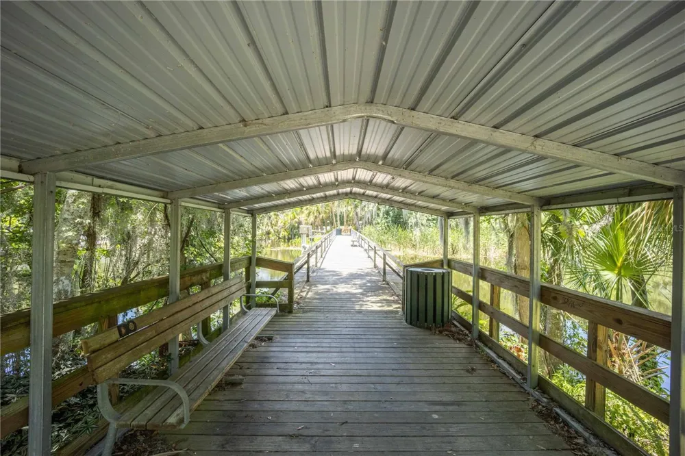 2886 C 470 Lake Panasoffkee, FL 33538