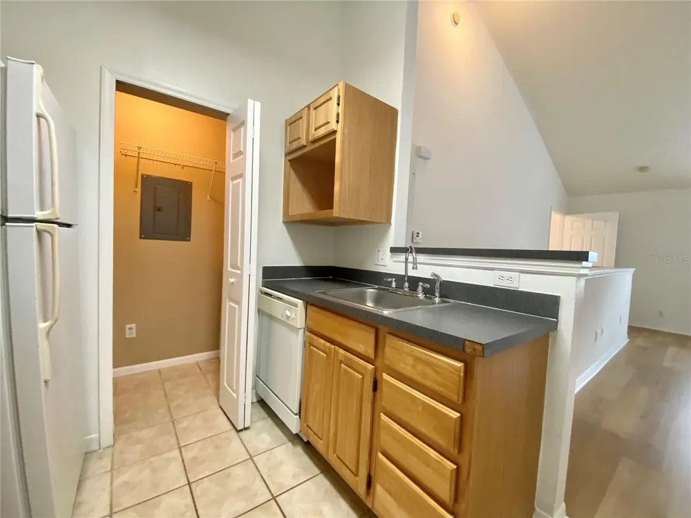 3364 WESTCHESTER SQUARE BOULEVARD #205 Orlando, FL 32835
