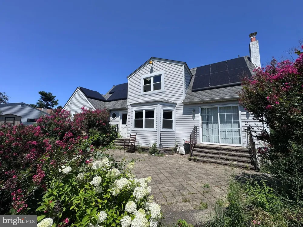 1921 PITMAN DOWNER ROAD Williamstown, NJ 08094