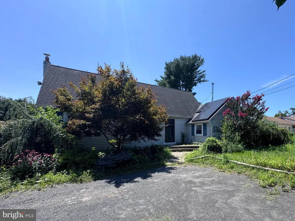 1921 PITMAN DOWNER ROAD Williamstown, NJ 08094
