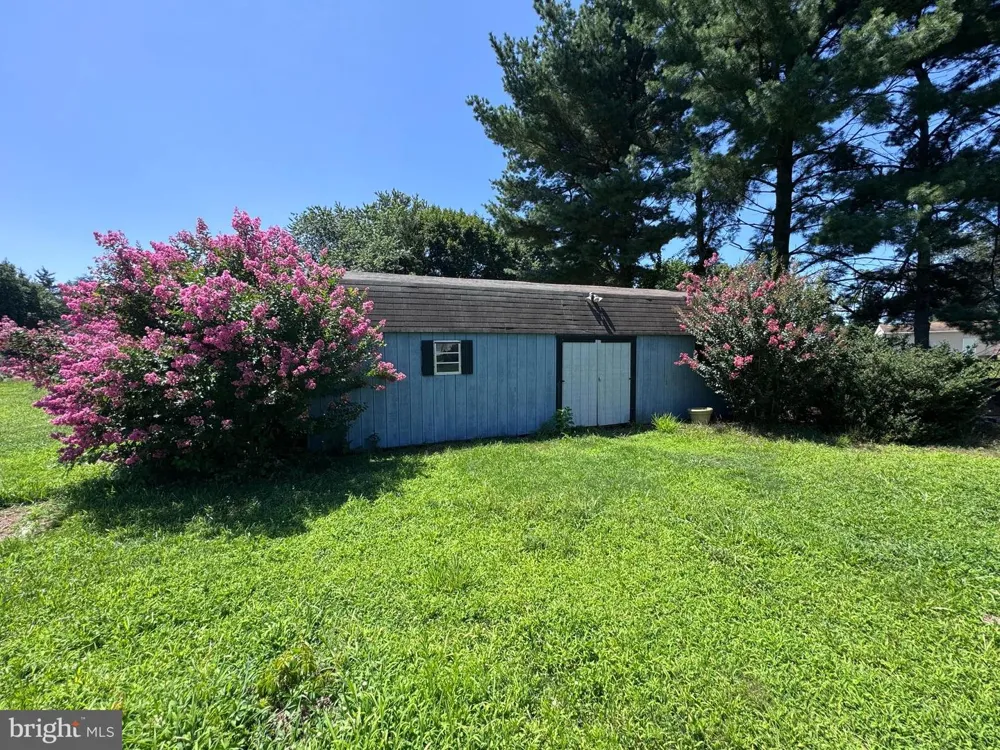 1921 PITMAN DOWNER ROAD Williamstown, NJ 08094