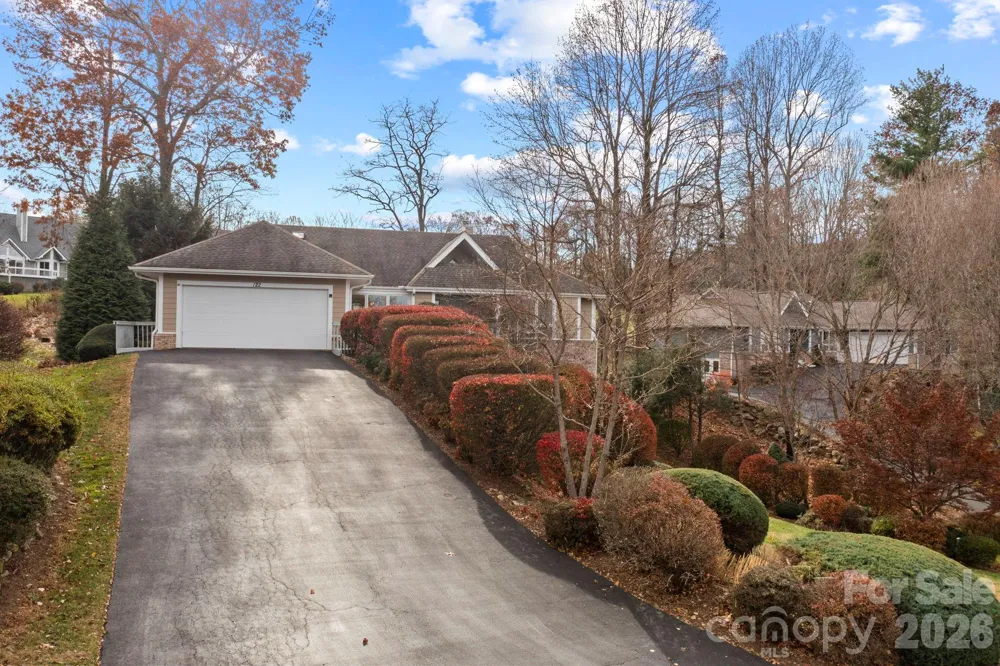 122 Broadmoor Drive Flat Rock, NC 28731