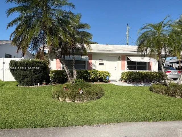 5405 NW 23rd Ter Tamarac, FL 33309