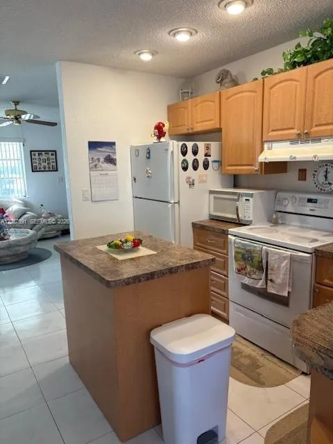 5405 NW 23rd Ter Tamarac, FL 33309
