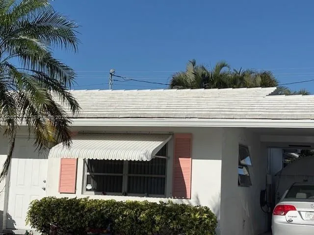 5405 NW 23rd Ter Tamarac, FL 33309