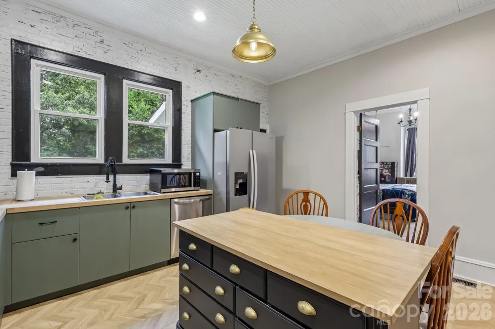 97 Ross Cannon Street York, SC 29745