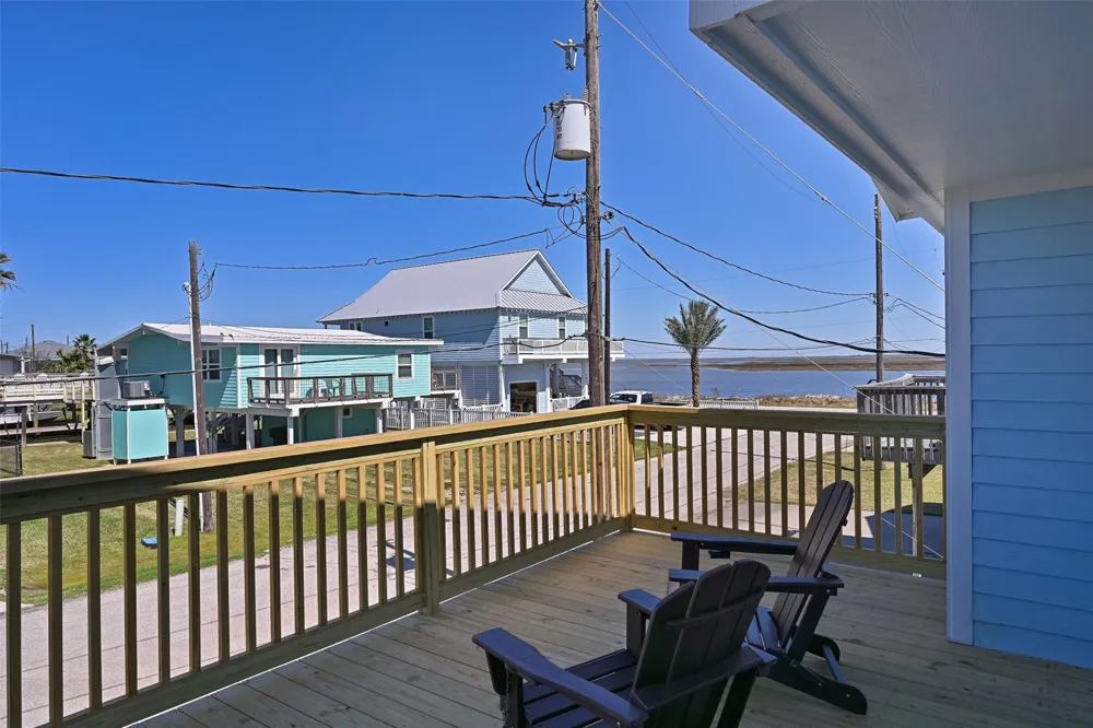 3822 Concho Key Galveston, TX 77554