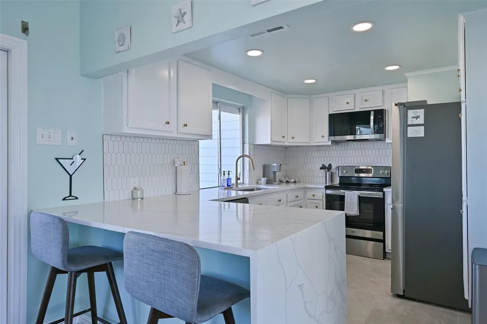 3822 Concho Key Galveston, TX 77554