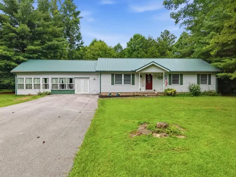330 Deerfield Rd