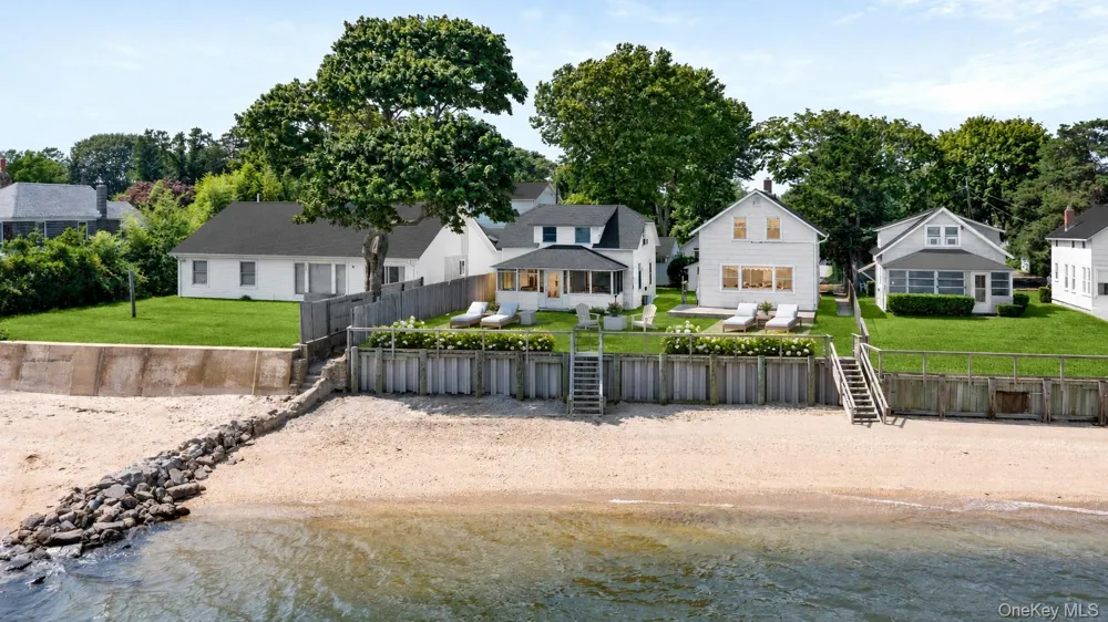 18 Smith Lane Jamesport, NY 11947