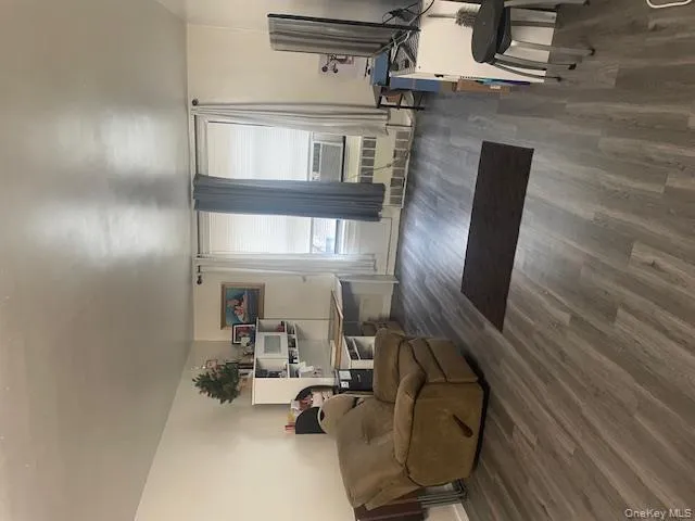2165 Matthews Avenue #4F Bronx, NY 10462