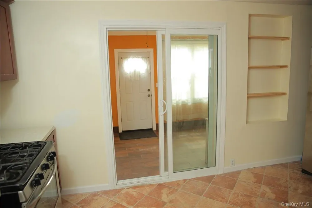 4457 Mundy Lane Bronx, NY 10466