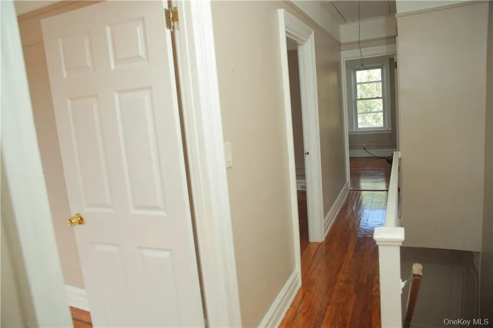 4457 Mundy Lane Bronx, NY 10466