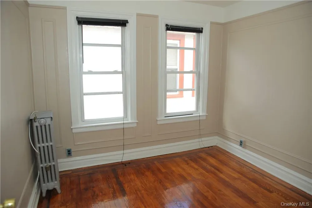 4457 Mundy Lane Bronx, NY 10466