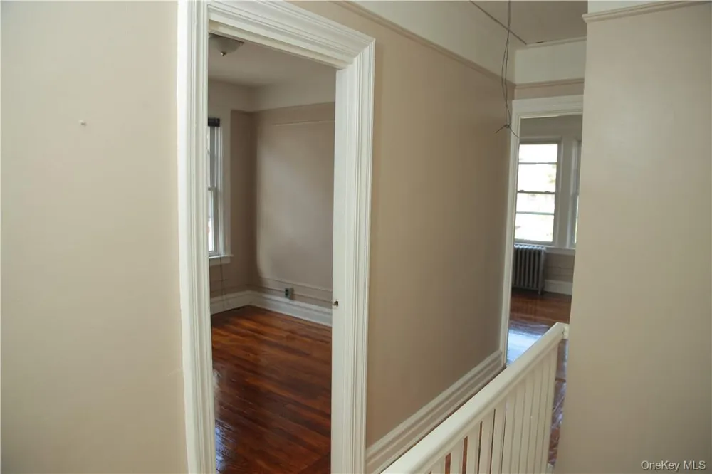 4457 Mundy Lane Bronx, NY 10466