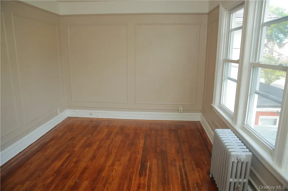 4457 Mundy Lane Bronx, NY 10466