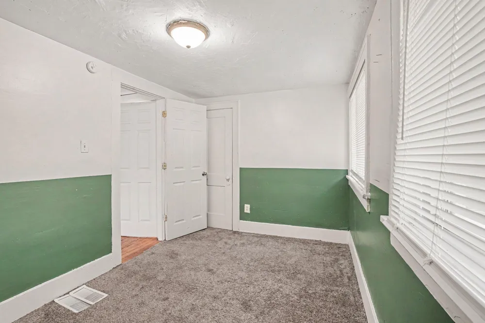 539 Dayton Avenue Kalamazoo, MI 49048