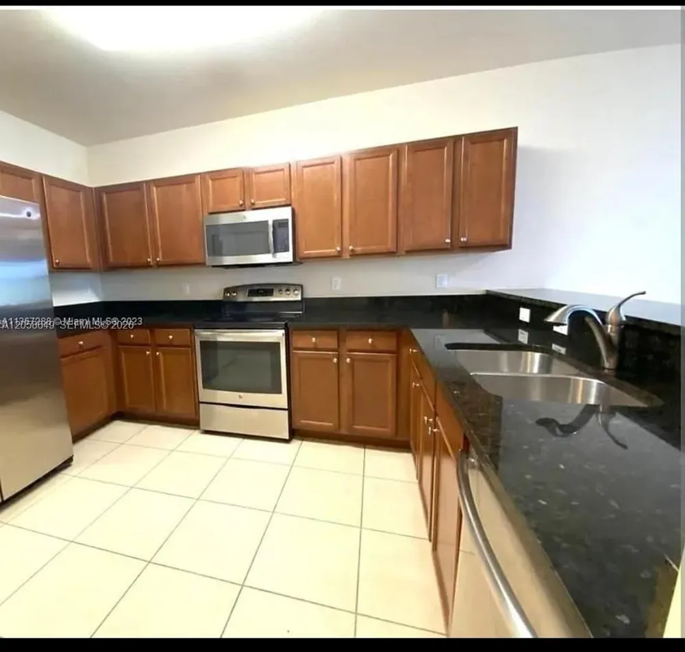 8930 NW 97th Ave #202 Doral, FL 33178