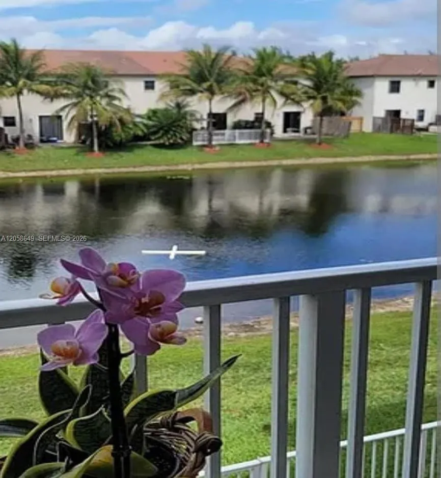 8930 NW 97th Ave #202 Doral, FL 33178