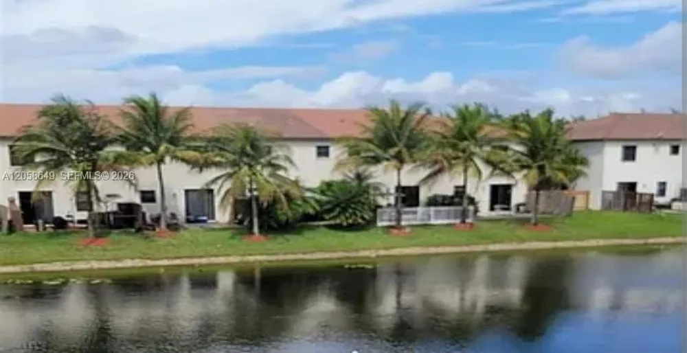 8930 NW 97th Ave #202 Doral, FL 33178