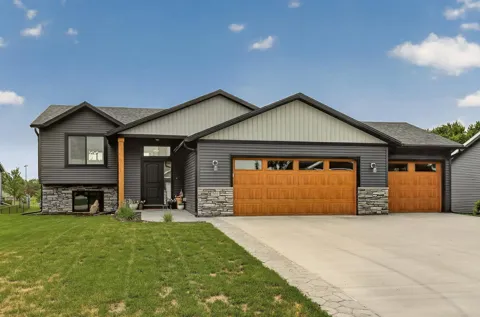 501 10th Street W