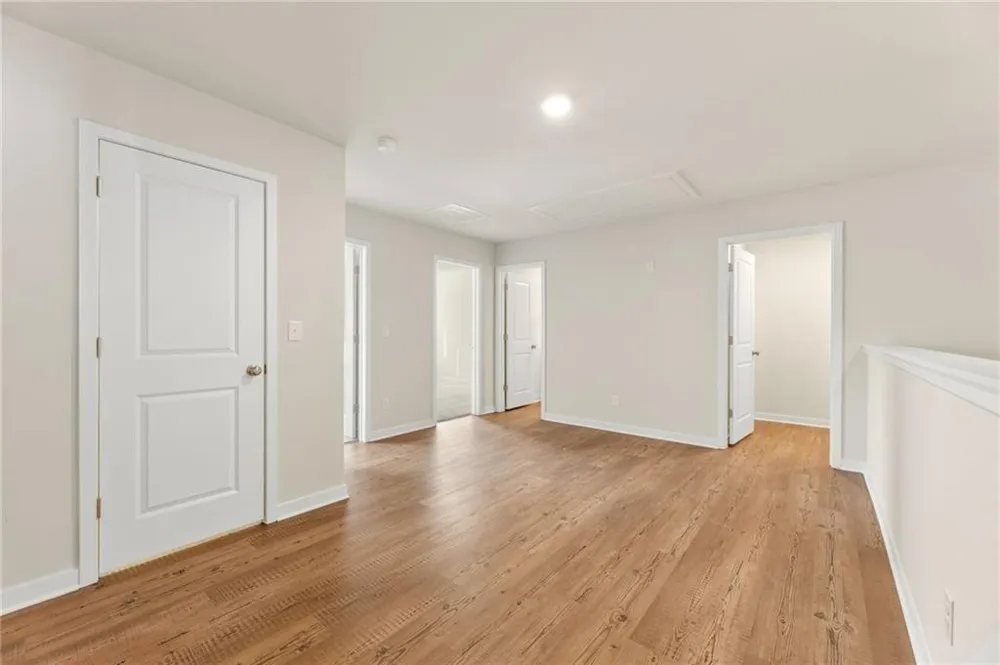 7501 Clover Lane #124 Flowery Branch, GA 30542