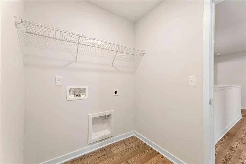 7501 Clover Lane #124 Flowery Branch, GA 30542