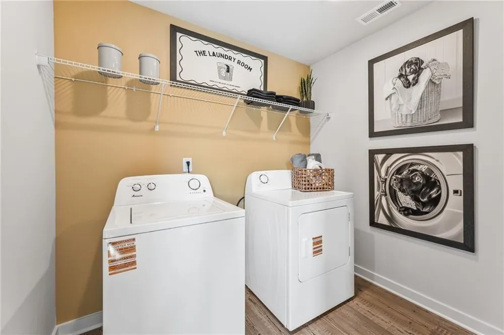7501 Clover Lane #124 Flowery Branch, GA 30542